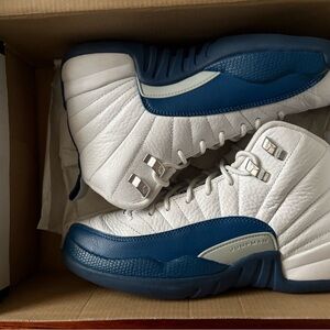 Jordan 12 Retro
French Blue (2016)